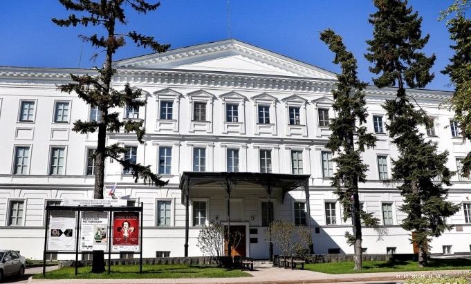 Нижегородцы могут бесплатно посетить НГХМ 4 ноября, но только постоянные экспозиции Нижегородцы могут бесплатно посетить НГХМ 4 ноября, но только постоянные экспозиции