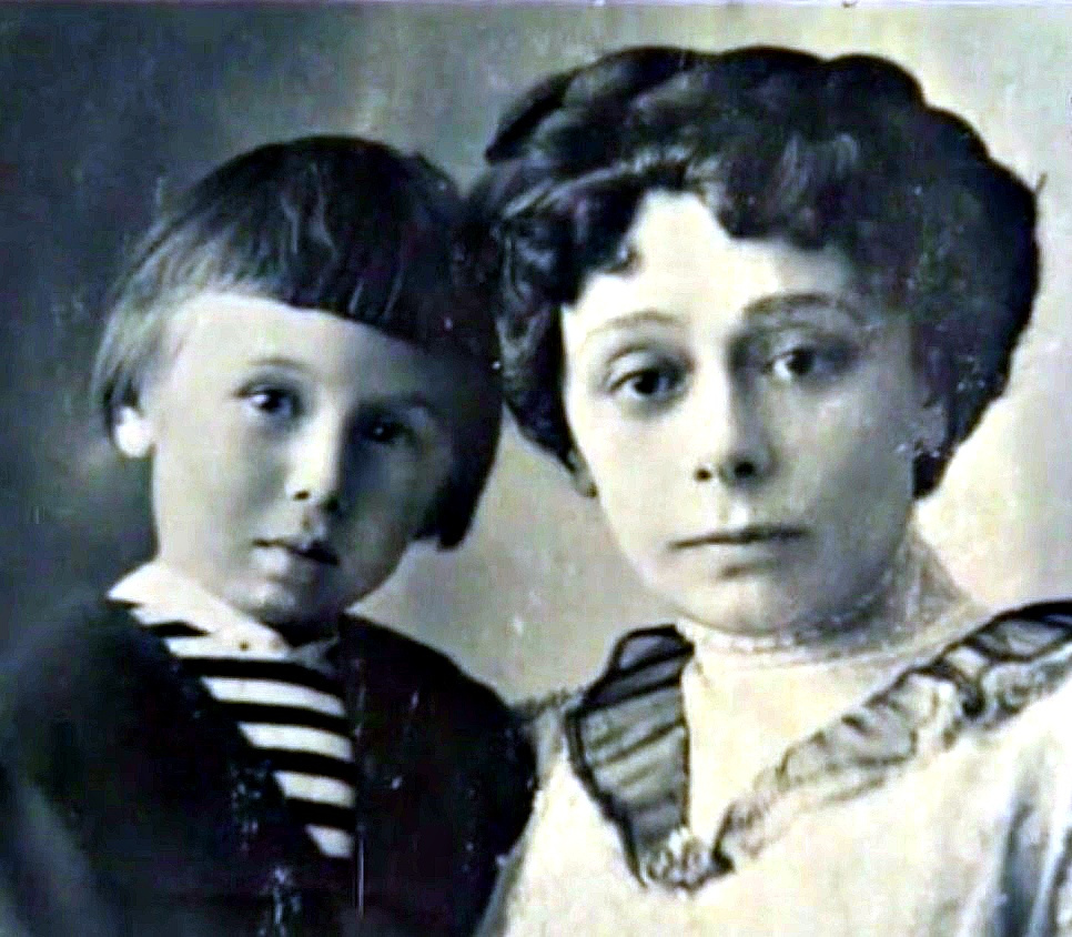 Ольга Телегина и ее сын Александр