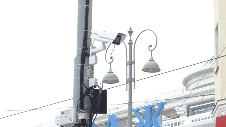 На Ленина установили камеры, чтобы штрафовать водителей, гоняющих по трамвайным путям
