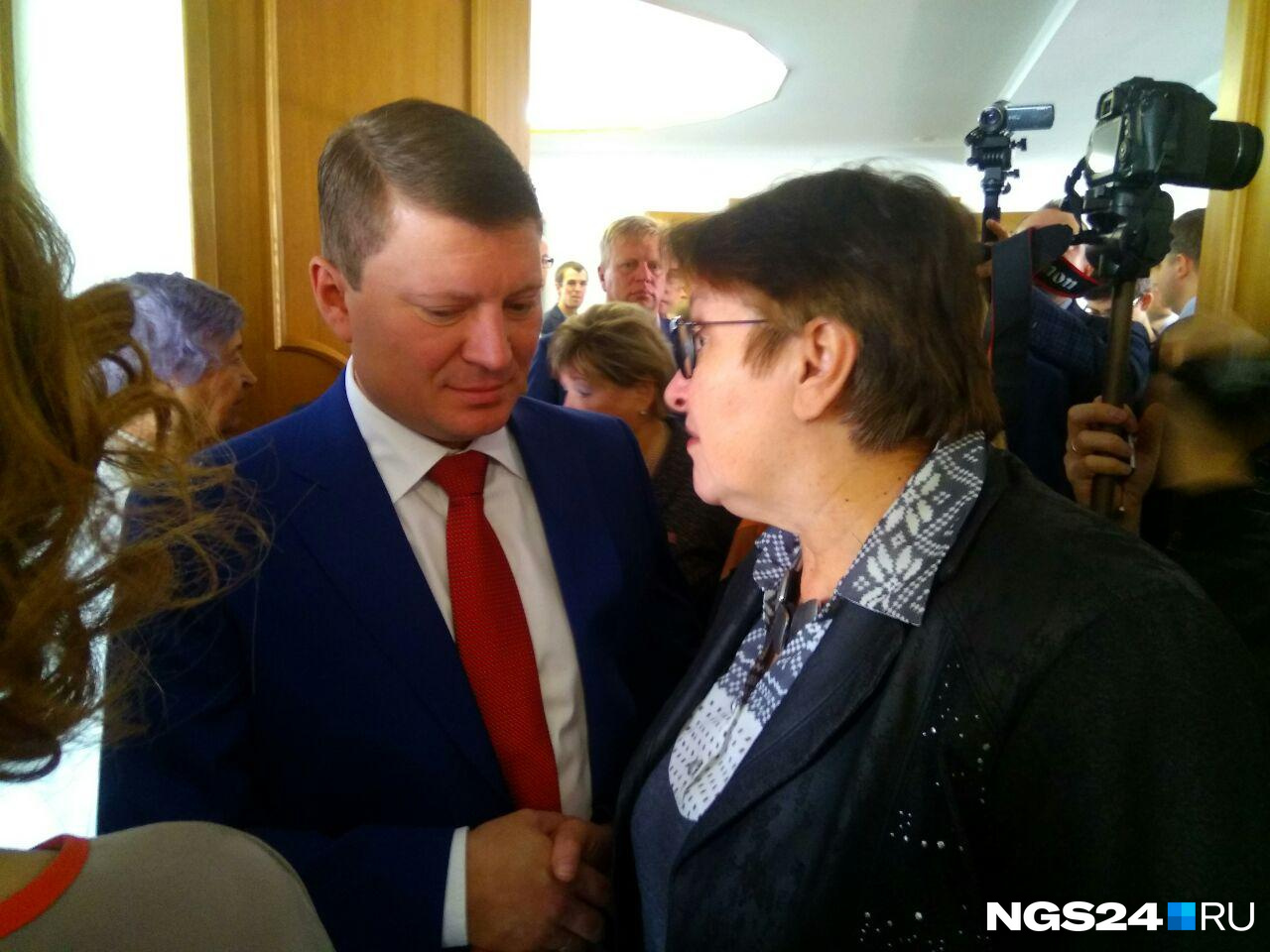 Новый мэр Красноярска принимает поздравления Новый мэр Красноярска принимает поздравления