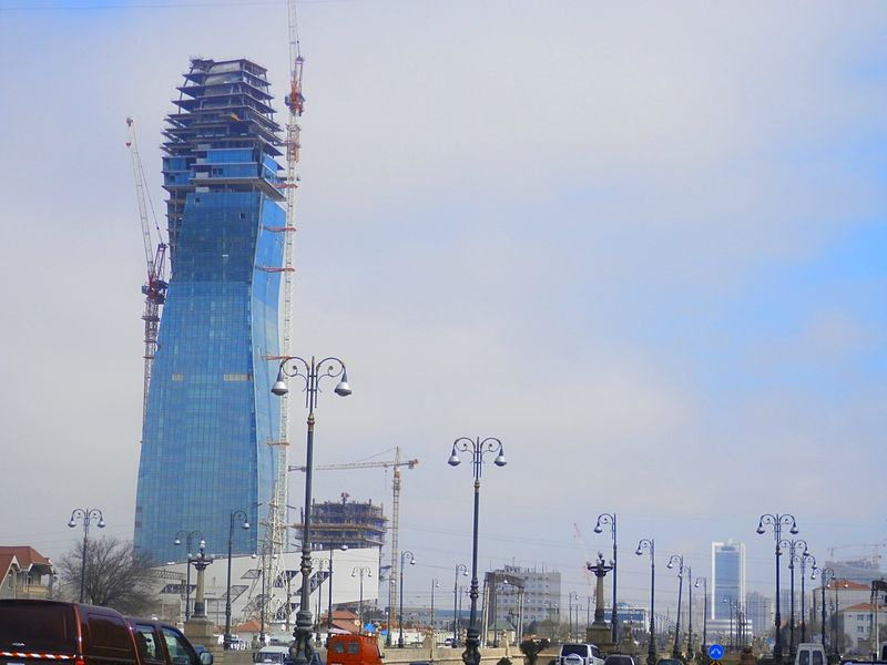 Socar Tower во время строительства Socar Tower во время строительства