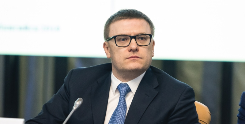 46-летний Алексей Текслер родился в Челябинске, занимал должность первого заместителя министра энергетики России