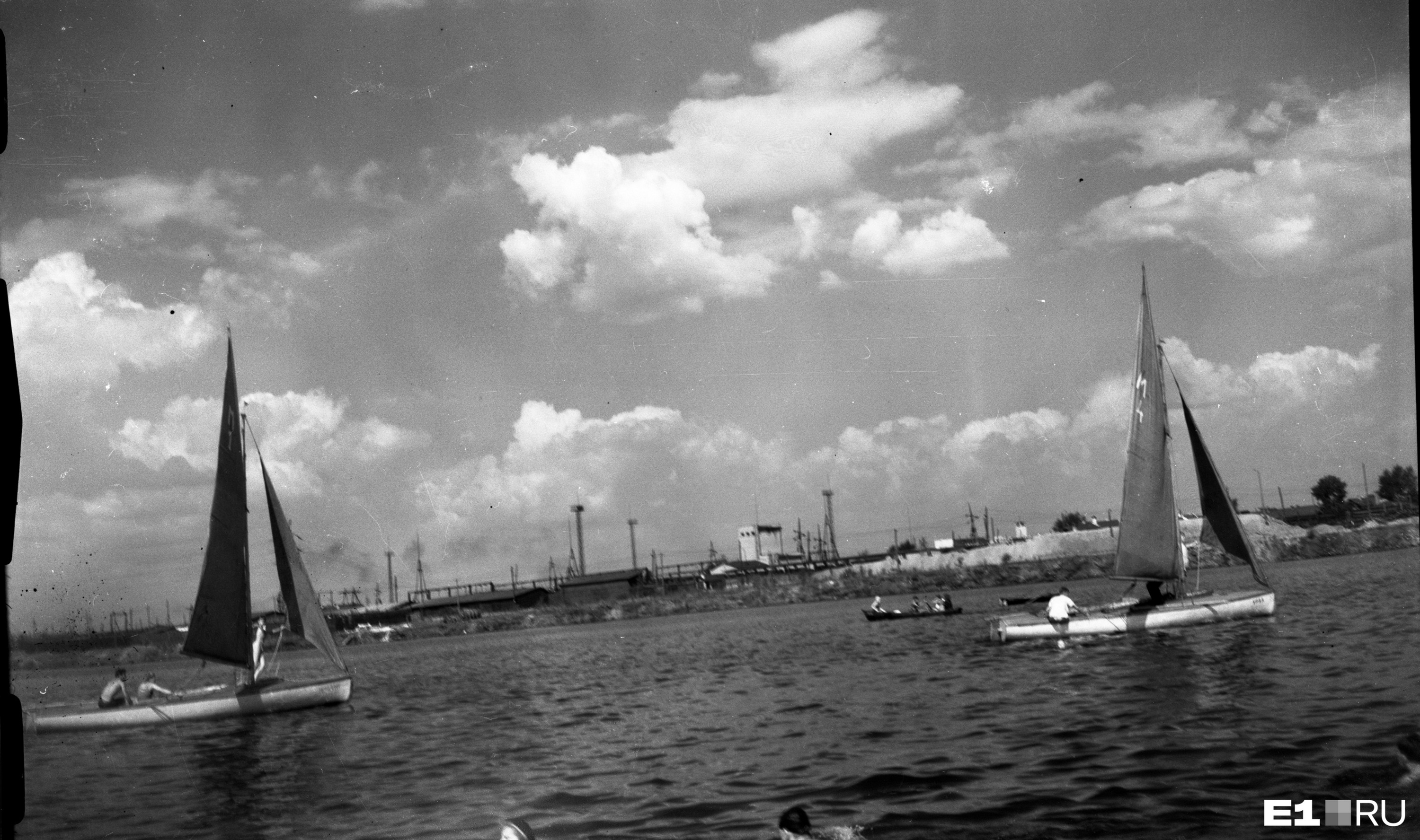 Яхты на Верх-Исетском пруду. 1954 год