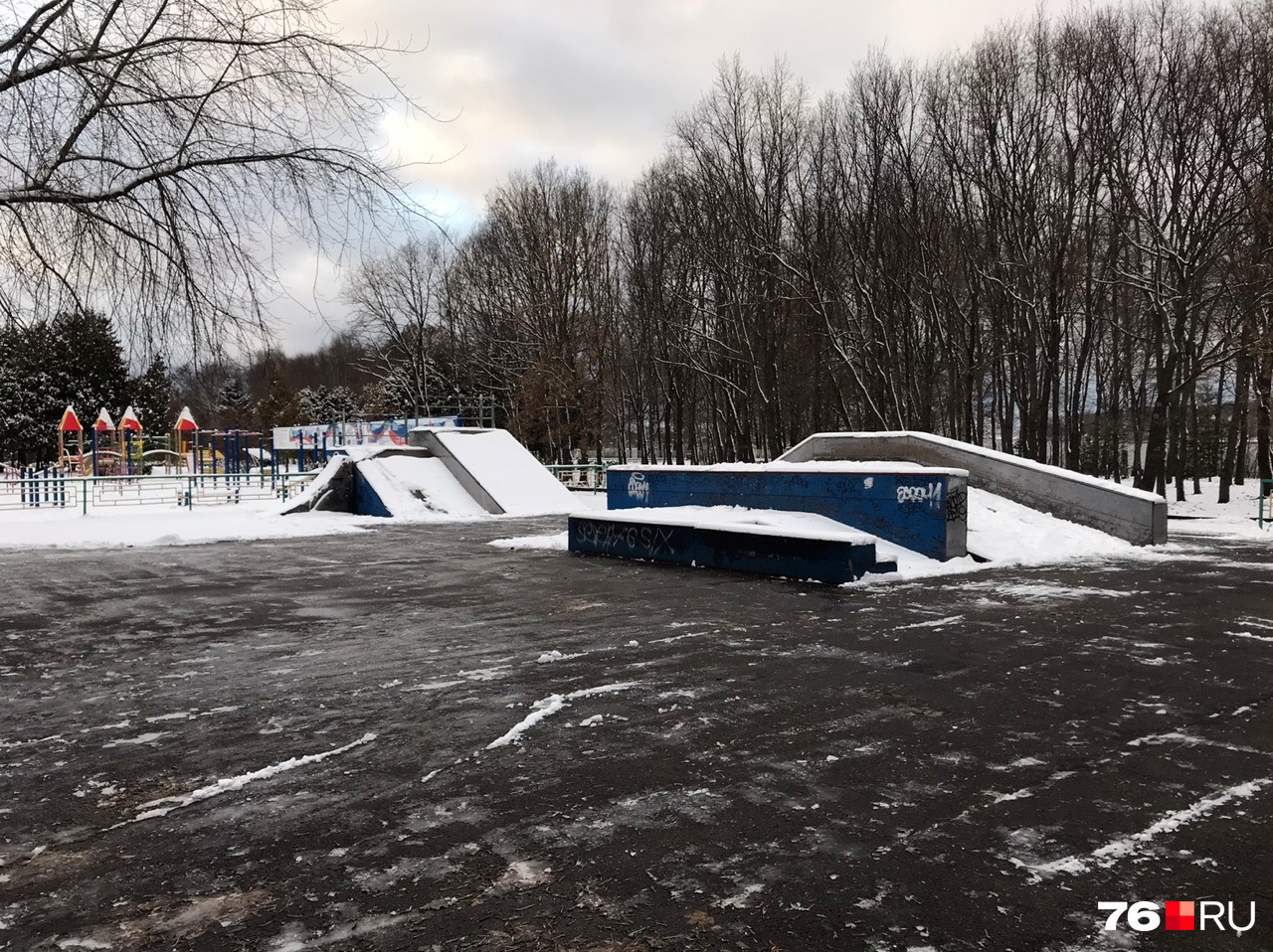 В другом районе Рыбинска уже есть скейт-площадка. Но она не такая крутая и закрыта на ремонт