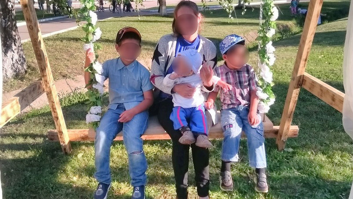 В Башкирии свернули поиски мамы и троих детей: женщина сама вышла на связь