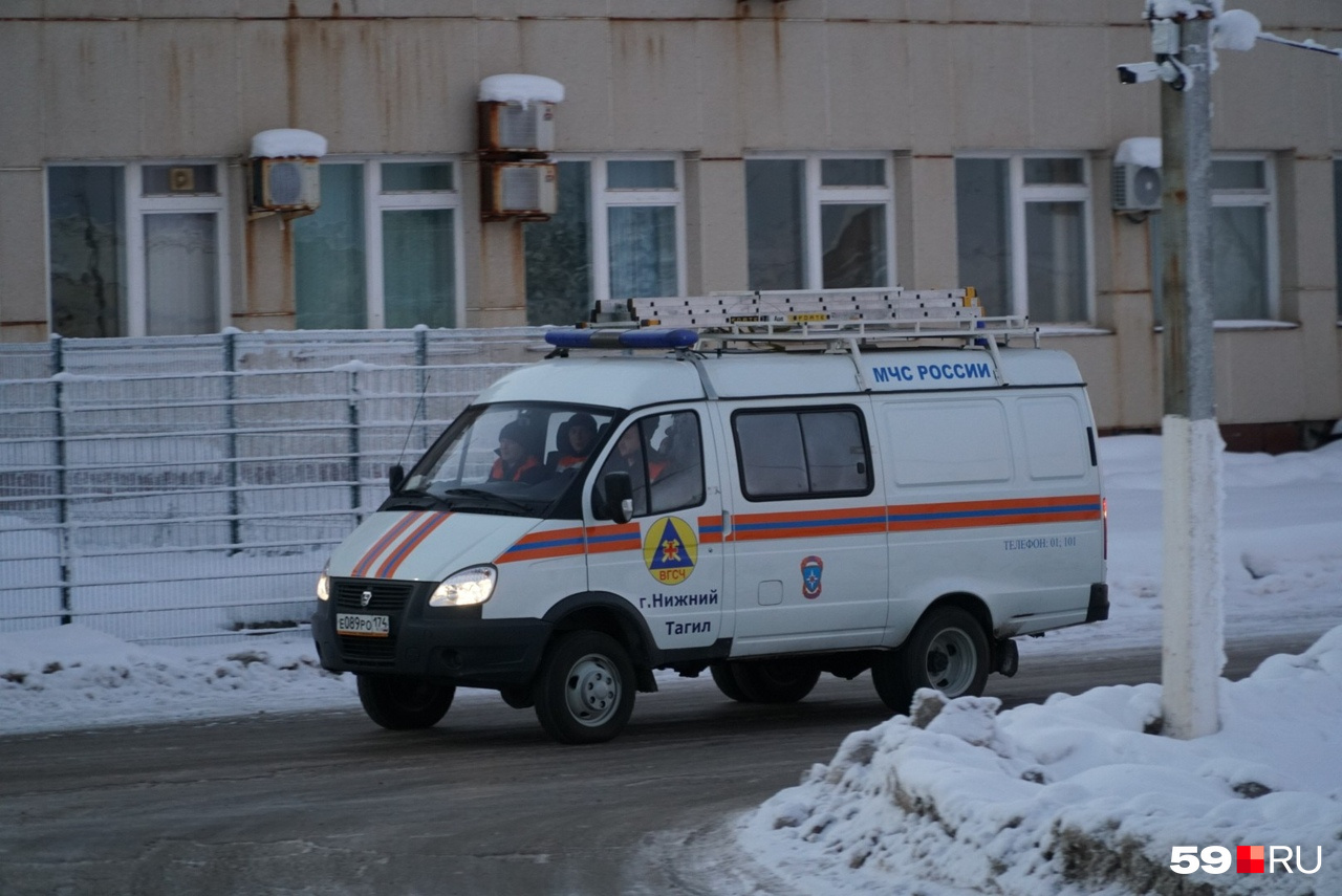 Спасатели из ближайших регионов приехали в Соликамск
