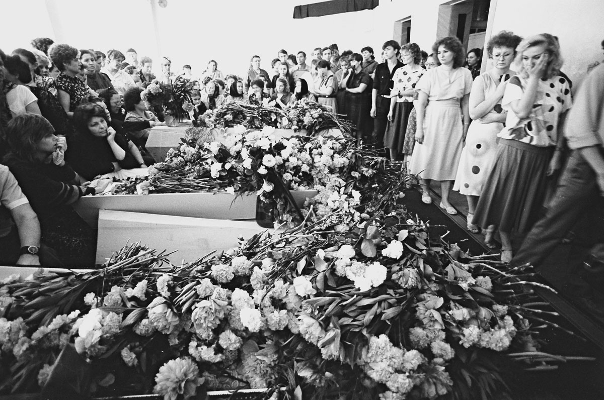 5 июня 1989 года в стране был объявлен всесоюзный траур