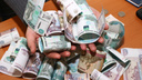 Полицейский получил срок за взятку из денег и фальшивок в Нижегородской области