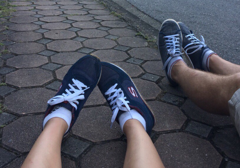 Удобные кроссовки в отпуске — залог долгих прогулок