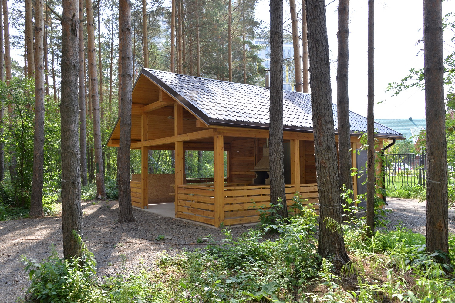 Wood екатеринбург. Вудс дома в парке Екатеринбург. ЖК Woods Екатеринбург. Разливная 50 Вудс. Woods дома в парке Екатеринбург.