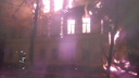 Поджигатель отрезал людей от выхода: в МЧС рассказали новые подробности пожара в Ростове Великом
