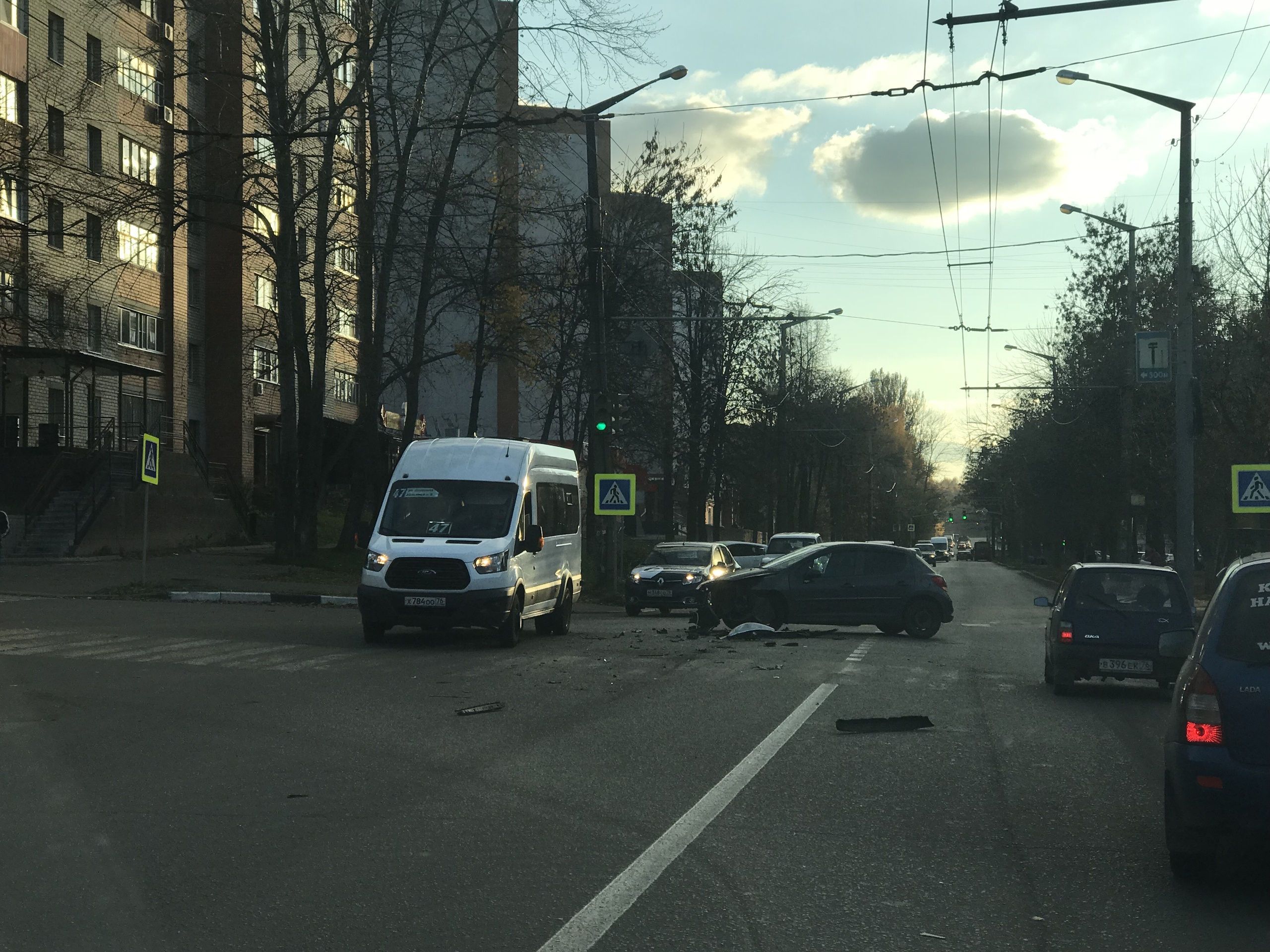 ДТП на перекрёстке ДТП на перекрёстке