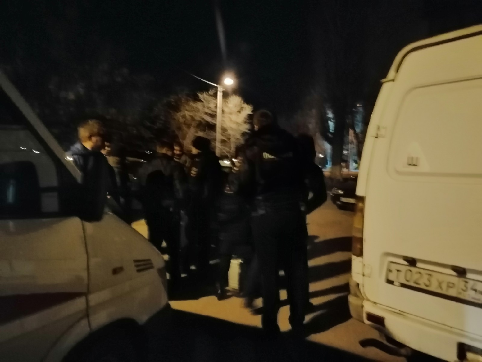 Нападение на таксистку. Авария таксистка с пассажирами студентами. Таксистка попавшая в ДТП В Скопине. В Волгограде задержали пьяного мужчину.