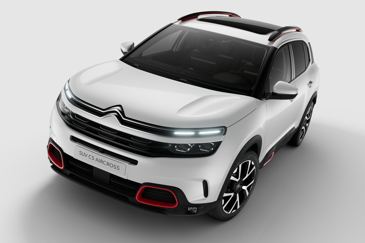 Citroen C5 Aircross — среднеразмерный кроссовер с характерным «цитрусовым» дизайном Citroen C5 Aircross — среднеразмерный кроссовер с характерным «цитрусовым» дизайном