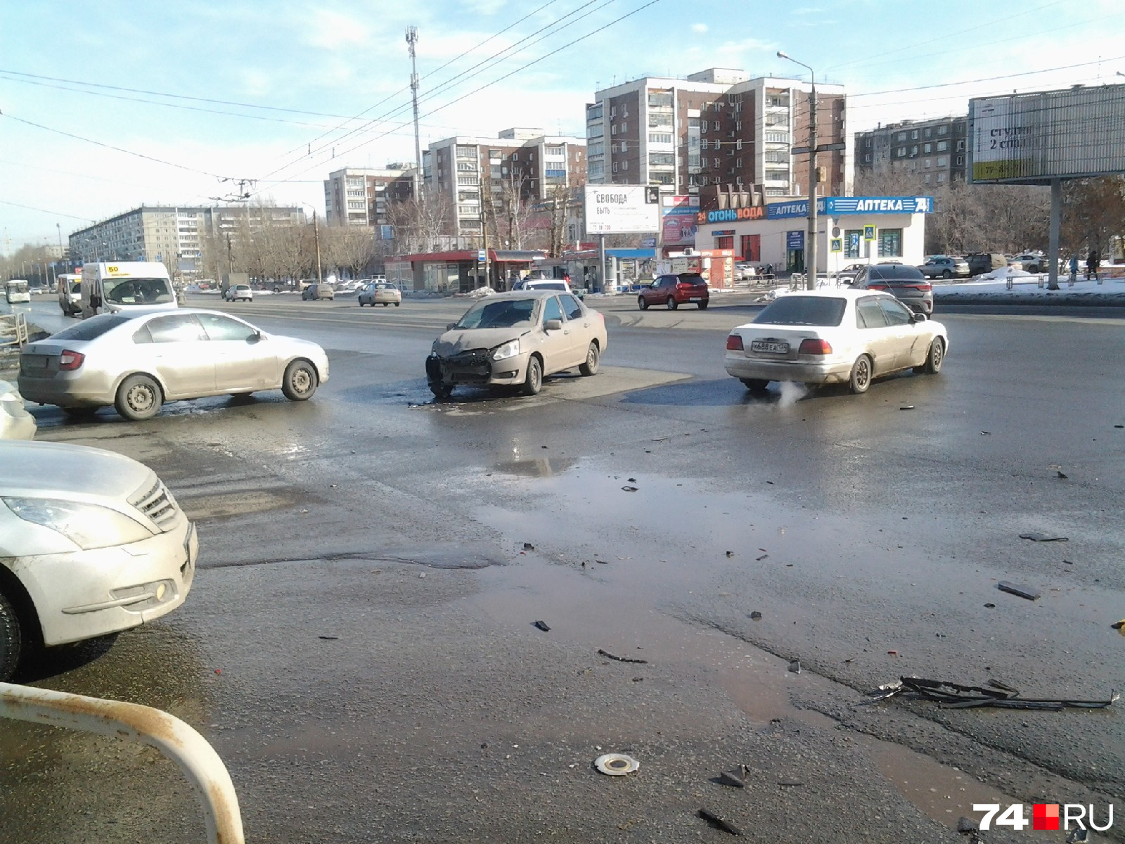 Авария произошла на перекрёстке улиц Братьев Кашириных и Чайковского