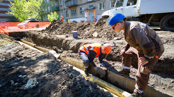 «Чем занимались 14 дней?»: в Челябинске сорвали сроки включения горячей воды после опрессовки