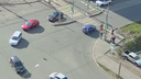 Женщина на «Калине» промчалась на красный и сбила двух детей на переходе