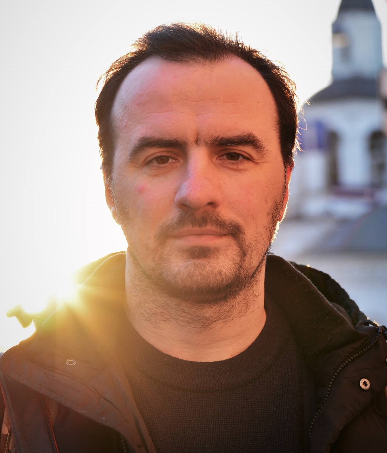Алексей Паевский — соавтор книг «Вообще чума! История болезней от
лихорадки до Паркинсона» об истории открытия и лечения
ряда известных опасных заболеваний и «Смерть замечательных людей»,
описывающей современный медицинский взгляд на тайны и особенности смерти и болезней известных
людей, от Тутанхамона до Пушкина Алексей Паевский — соавтор книг «Вообще чума! История болезней от
лихорадки до Паркинсона» об истории открытия и лечения
ряда известных опасных заболеваний и «Смерть замечательных людей»,
описывающей современный медицинский взгляд на тайны и особенности смерти и болезней известных
людей, от Тутанхамона до Пушкина
