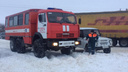 На трассе Ростов — Ставрополь из сугробов на заснеженных обочинах вытащили 70 автомобилей
