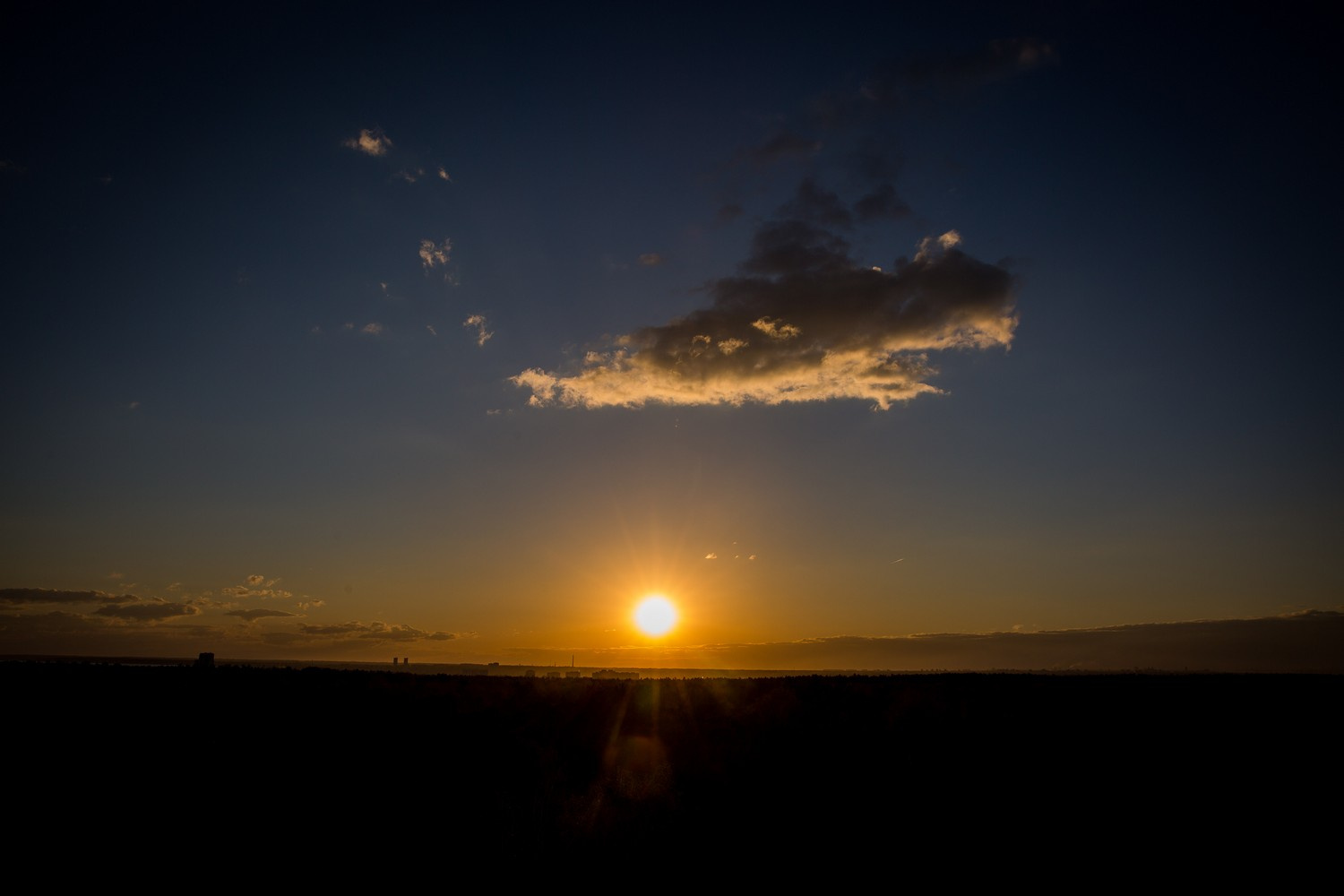 Закат 8 мая — вид из обсерватории