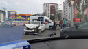«Разметало по дороге»: на Кирова — Ново-Садовой столкнулись две иномарки
