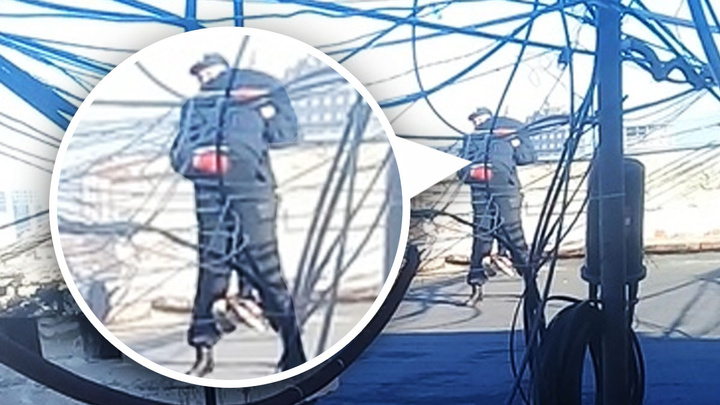 Уговорили не прыгать: полицейские сняли 11-летнюю девочку с крыши девятиэтажки на Мичурина