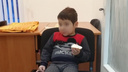 Сходил погулять: мальчика, оказавшегося раздетым на улице в Челябинске, депортируют из России