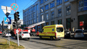 В центре Новосибирска загорелся бизнес-центр (обновлено)
