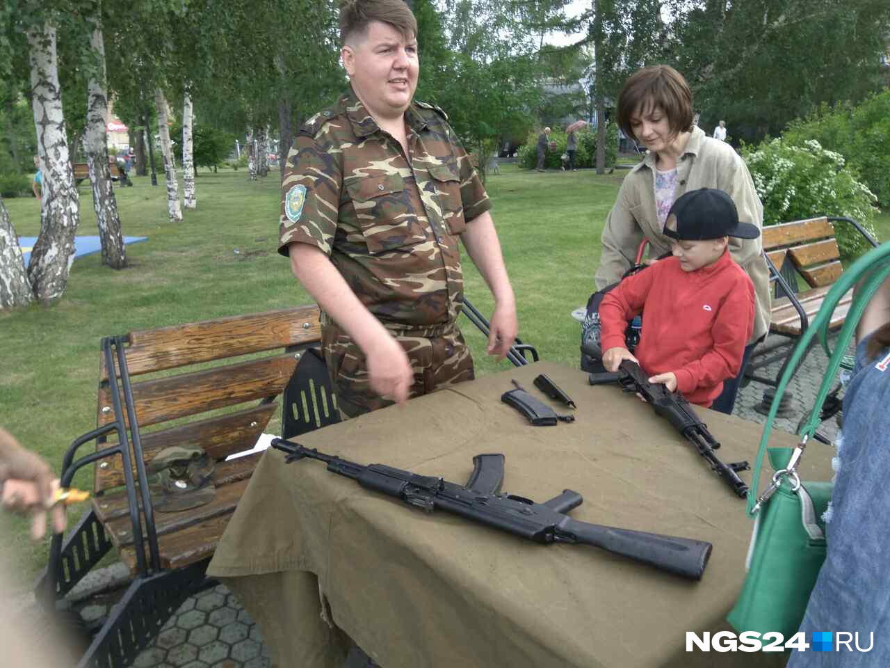 В парке Гагарина у Дня города своя атмосфера В парке Гагарина у Дня города своя атмосфера
