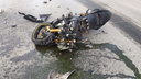 Мотоциклисту оторвало ступню в жёсткой аварии с BMW на Большевистской
