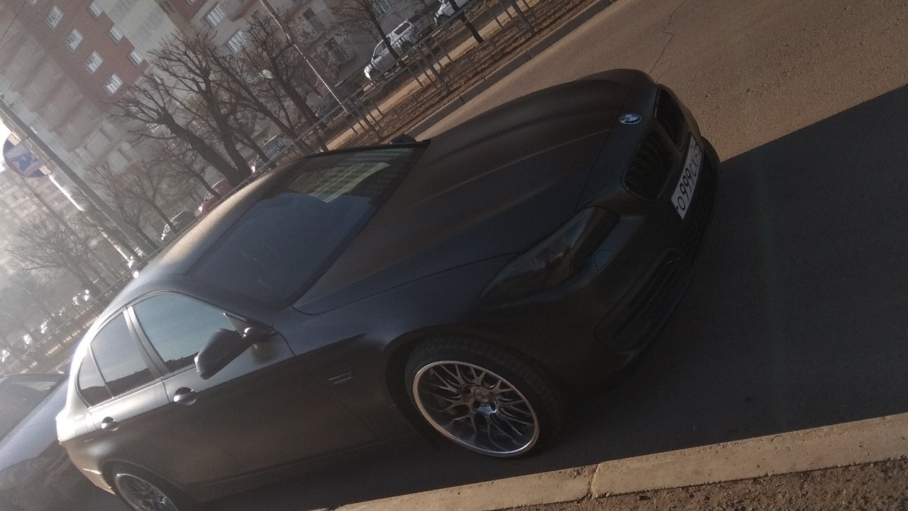 Машина часто стояла припаркованной на улице Мирошниченко