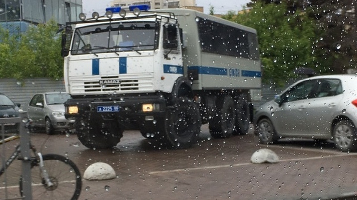 Областные власти запретили проводить во вторник пикет в сквере у Драмы