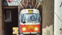 Самарские художники нарисовали движущийся трамвай на фасаде жилого дома