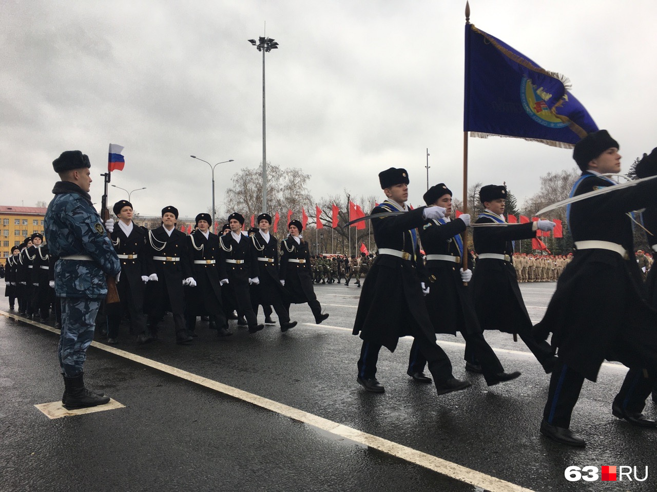 Трансляция парада в самаре сегодня. Парад памяти трансляция. Парад памяти 7 ноября. Парад памяти 4 ноября. Парад памяти регион 63.