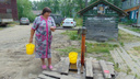 Вода капает, доски брошены: жителей Турдеевска беспокоит несовершенство новых водоразборных колонок