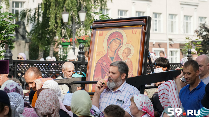 «Это маленький подвиг»: в Перми начался шестидневный крестный ход до Белогорского монастыря