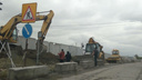 Дождались: для погрязших в пробках жителей МЖК начали расширять выезд на Гусинку