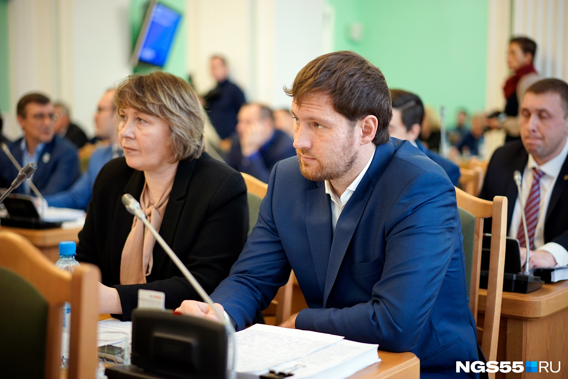 Парламентарий-коммунист уверен, что проблемы с ремонтом фасадов возникли из-за городской власти