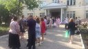 В новосибирских школах начались выпускные вечера