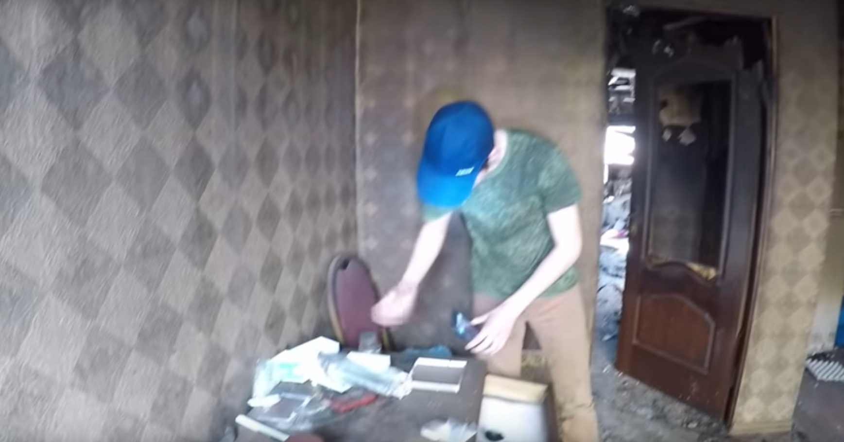 Тюменцы забрались в дом и спокойно разгуливали в нем Тюменцы забрались в дом и спокойно разгуливали в нем