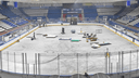 В ЛДС «Сибирь» собрали хоккейную коробку, которая быстро меняет размеры