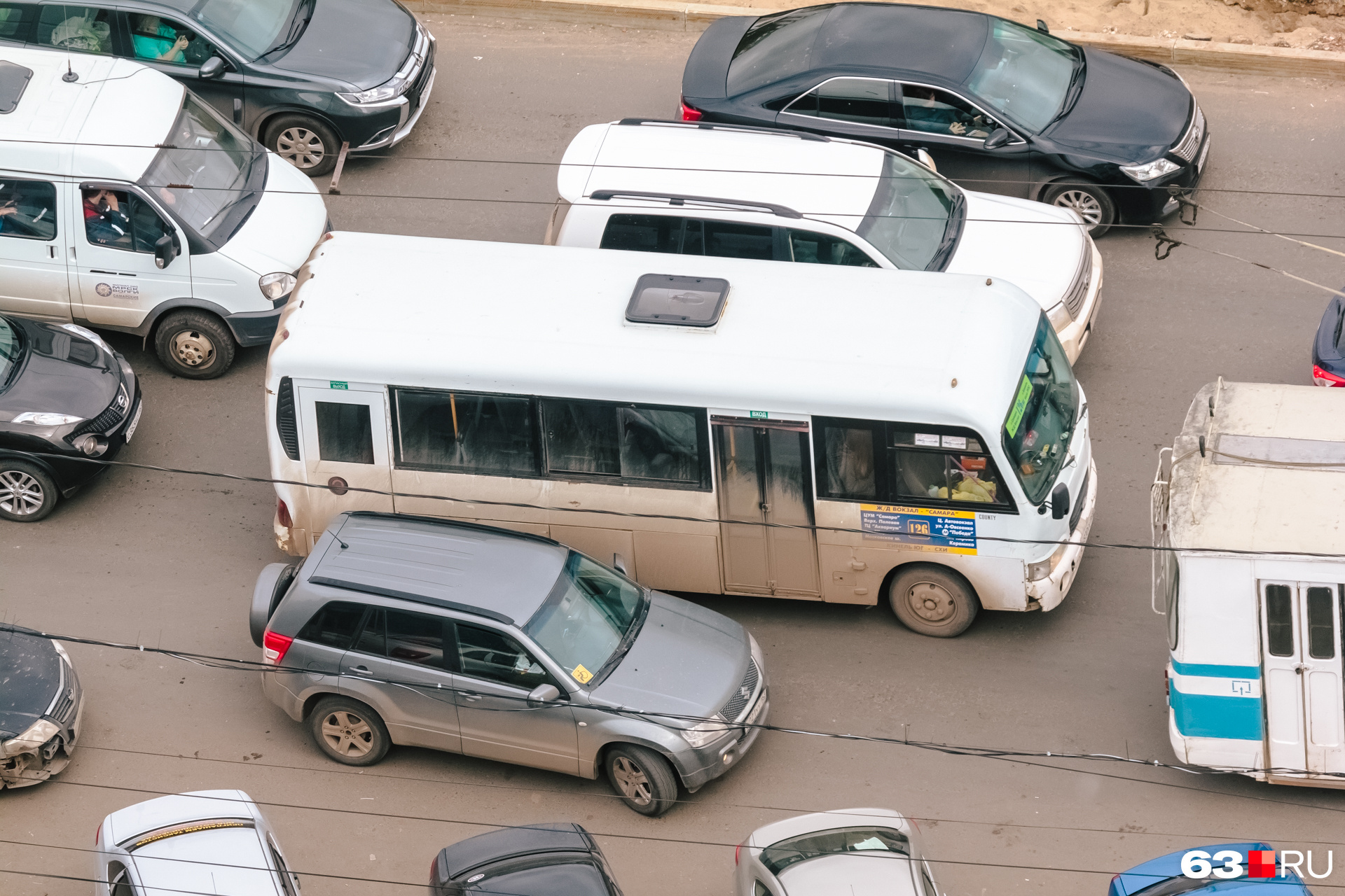 480 маршрутка. Пассажиры в автобусе. Маршрутка фото. Новые автобусы. Автобус на работу.