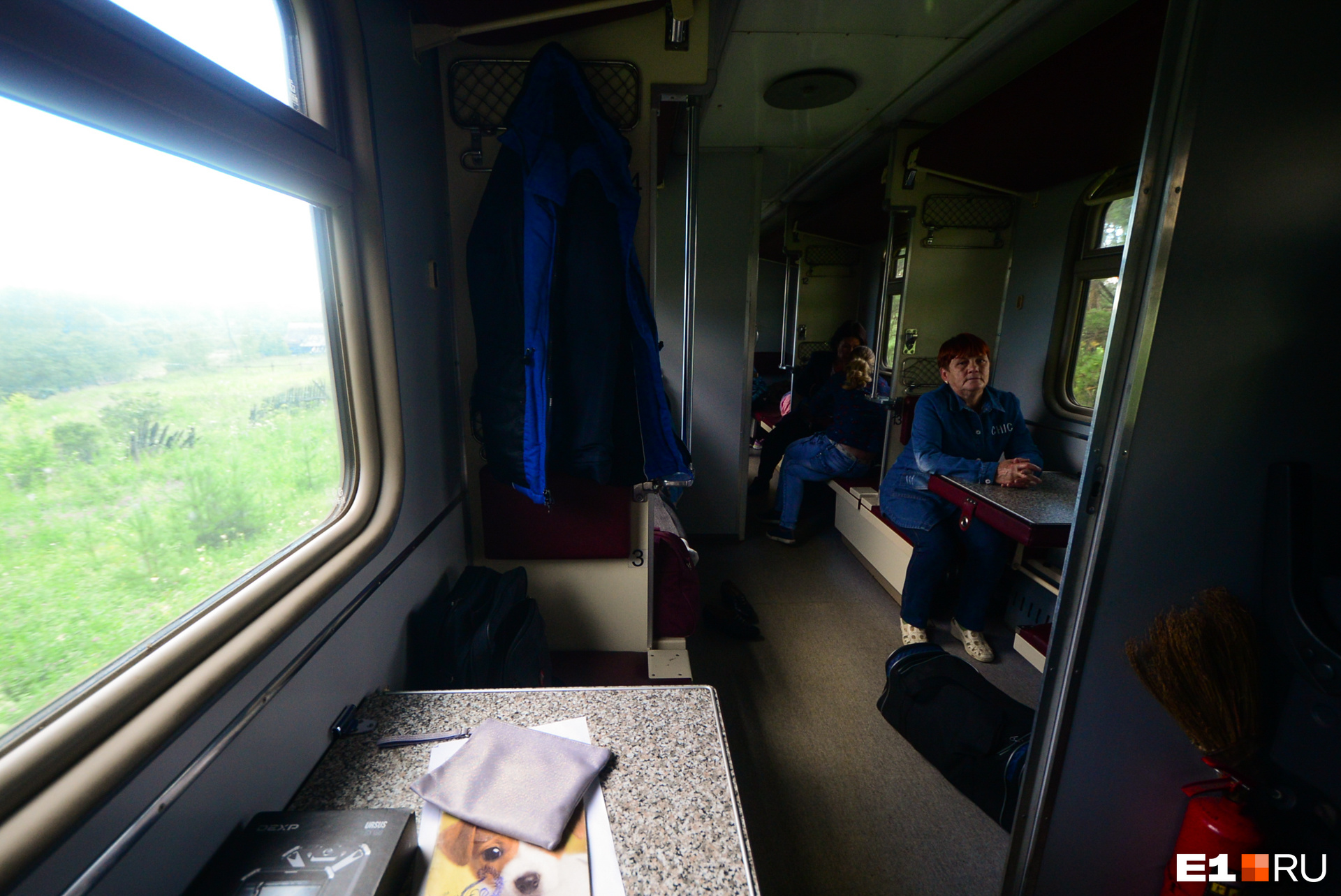 На обратном пути поезд заполнен: жители поселков едут в Алапаевск на выходные