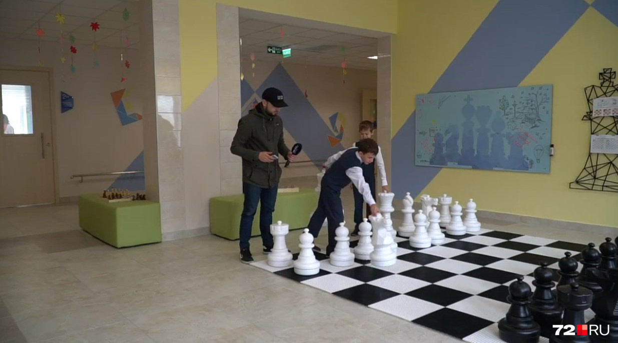 А хотели бы вы на переменах проводить время в таких зонах? А хотели бы вы на переменах проводить время в таких зонах?
