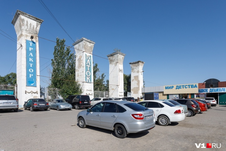 Перед воротами хотят возвести ТРК Перед воротами хотят возвести ТРК