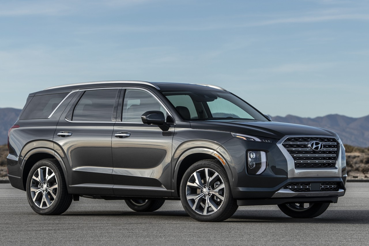 Hyundai Palisade — близкий родственник KIA Telluride, который короче его всего на 3 см Hyundai Palisade — близкий родственник KIA Telluride, который короче его всего на 3 см