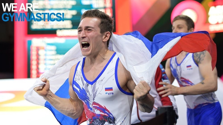 Екатеринбургский гимнаст в составе сборной впервые выиграл командное многоборье на ЧМ