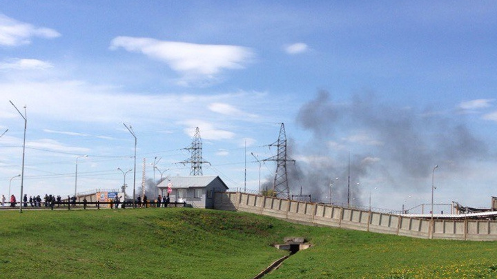 Уфимцы заметили черный дым на территории «УфаНефтехима»