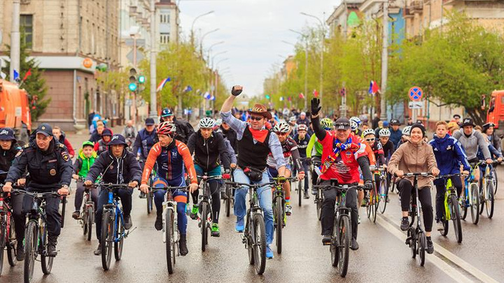 В последнее воскресенье мая проспект Мира перекроют ради велосипедистов в нарядах