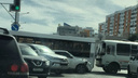 Образовалась пробка: на Московском шоссе — Димитрова столкнулись шесть машин